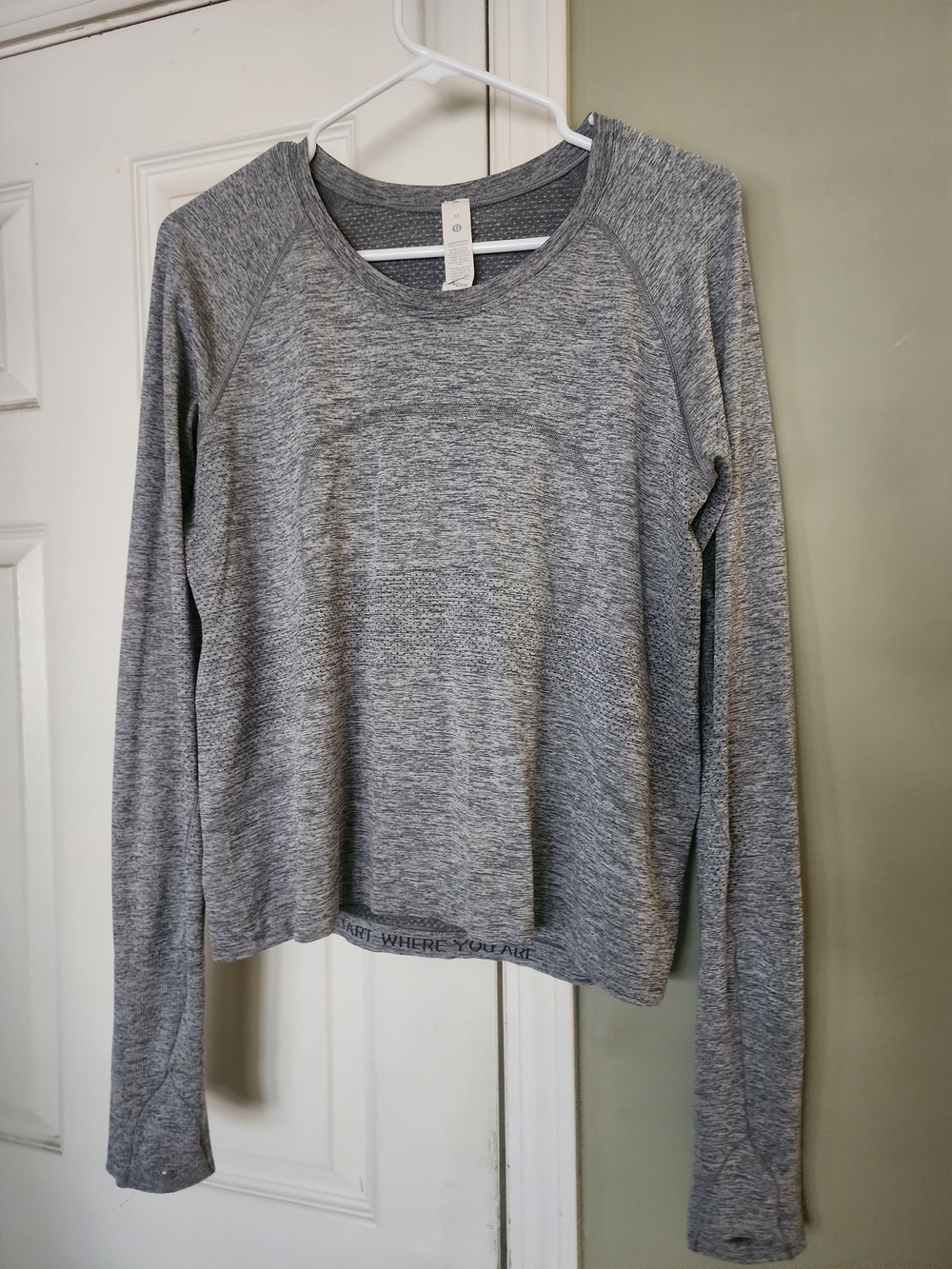 lululemon athletica Heather Gray Long-Sleeve Crew Top